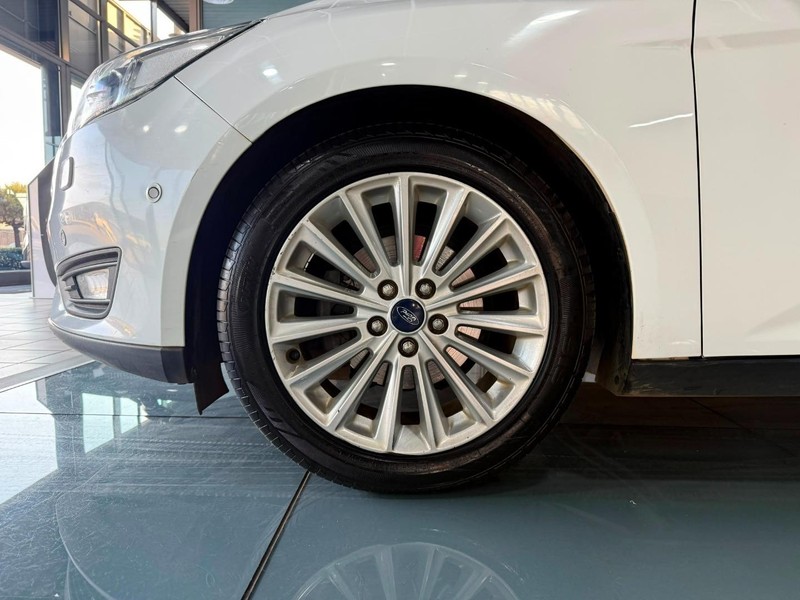Ford Focus - New Vaal Motors Vereeniging Mercedes - Image 10