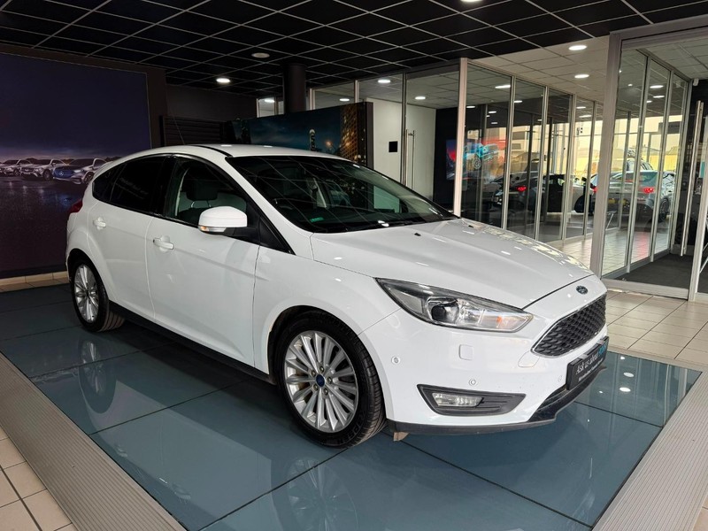 Ford Focus - New Vaal Motors Vereeniging Mercedes - Image 3