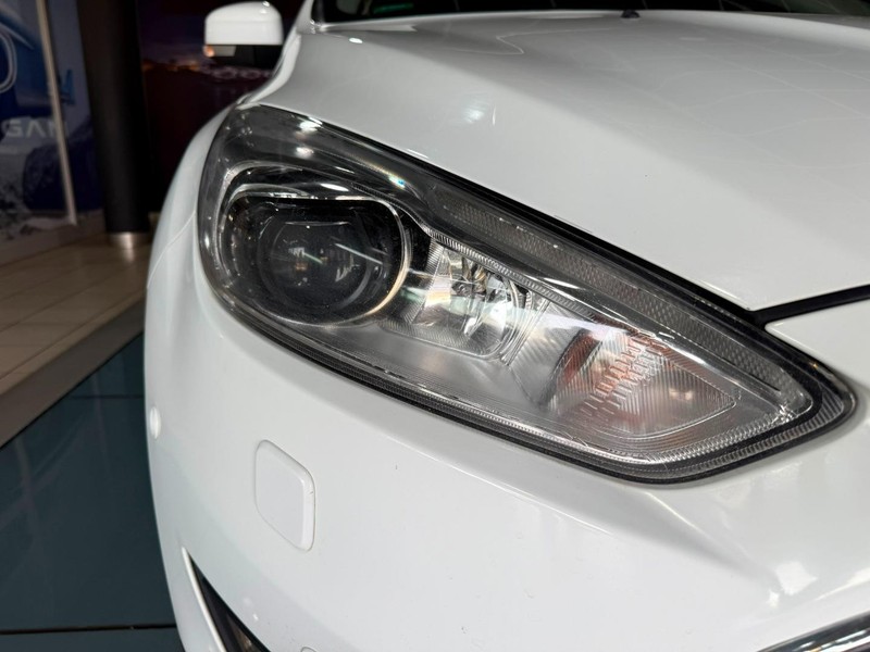 Ford Focus - New Vaal Motors Vereeniging Mercedes - Image 9