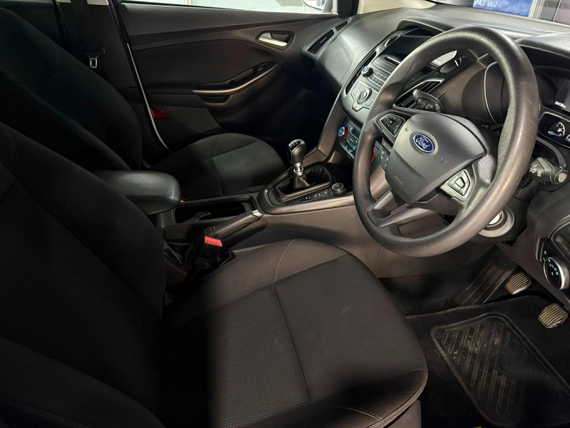 Ford Focus - New Vaal Motors Vereeniging Mercedes - Image 12