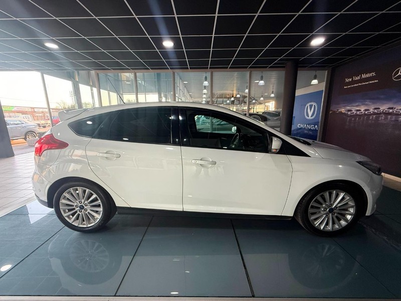Ford Focus - New Vaal Motors Vereeniging Mercedes - Image 8