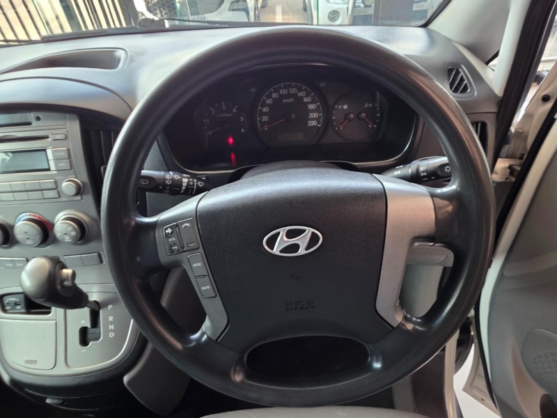 Hyundai H-1 - Park Ford - Image 13