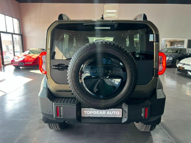 Toyota Land Cruiser - Top Gear Auto - Image 6
