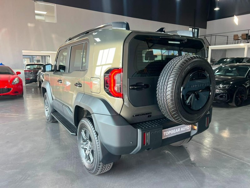 Toyota Land Cruiser - Top Gear Auto - Image 5