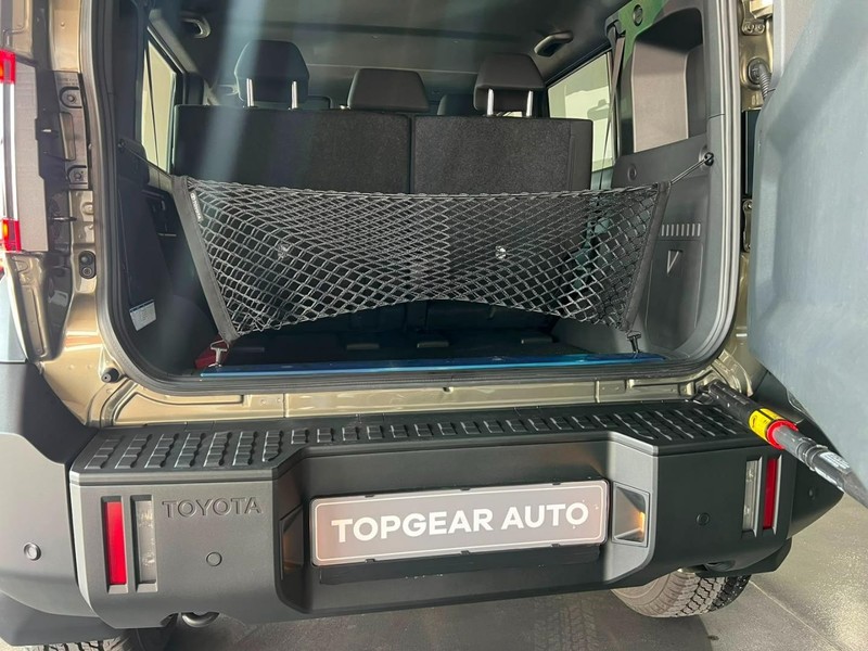 Toyota Land Cruiser - Top Gear Auto - Image 10