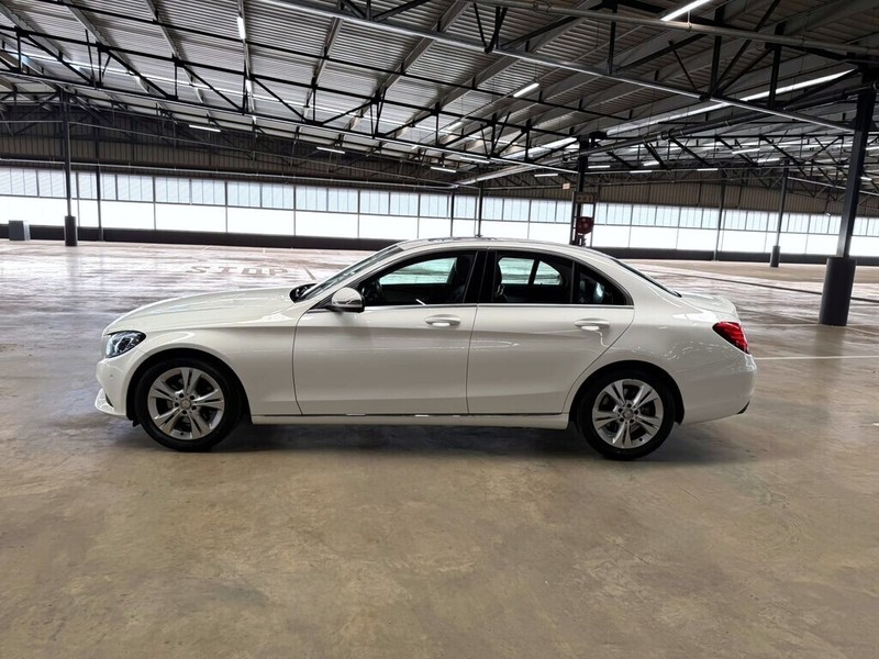 Mercedes-Benz C-class - Bakwena Auto Sales - Image 4