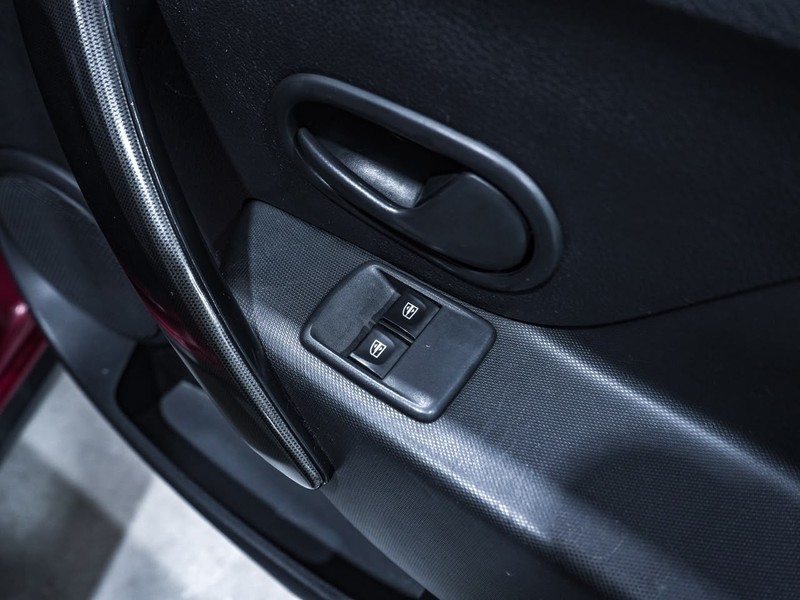 Renault Sandero - BYD East Rand - Image 7