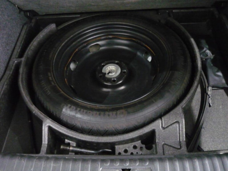 Volkswagen Tiguan - LisaCars - Image 11