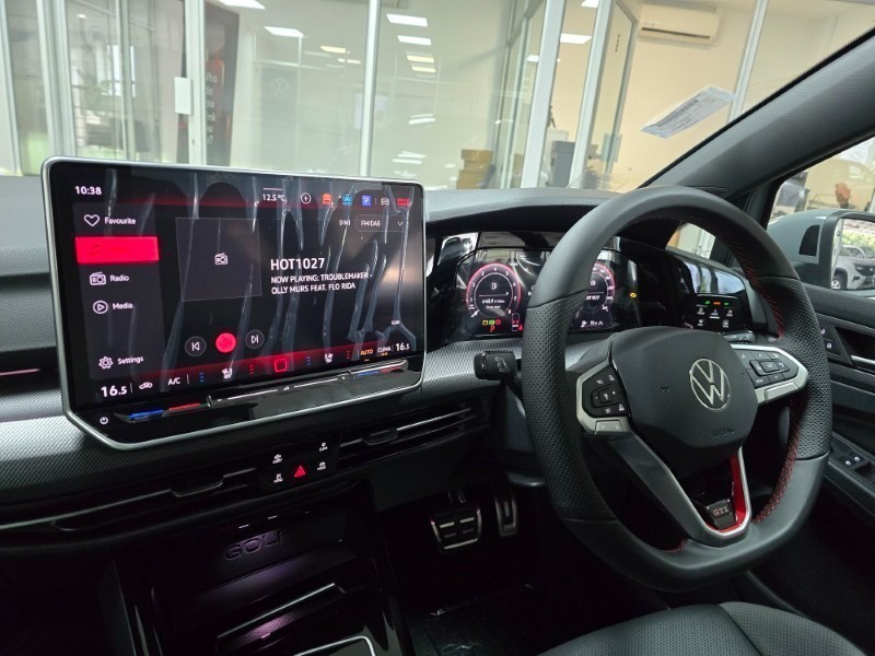 Volkswagen Golf - Hatfield VW Northcliff - Image 9