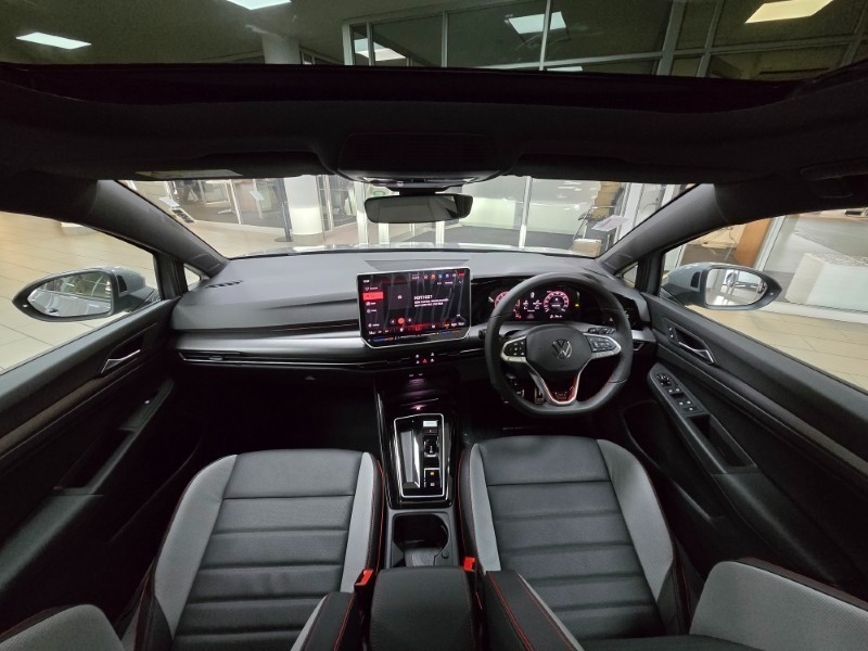 Volkswagen Golf - Hatfield VW Northcliff - Image 11