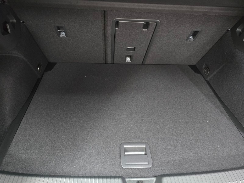 Volkswagen Golf - Hatfield VW Northcliff - Image 24