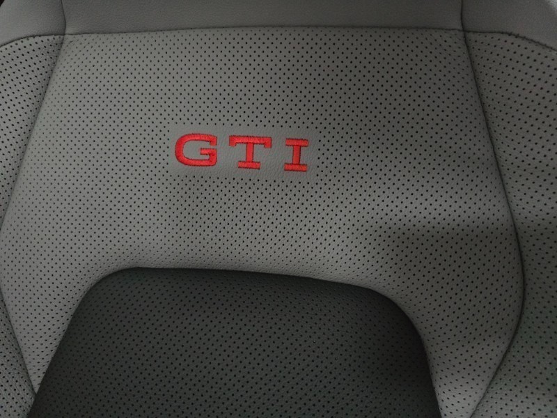 Volkswagen Golf - Hatfield VW Northcliff - Image 3