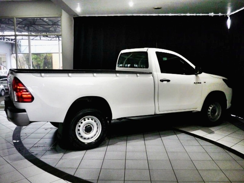 Toyota Hilux - LisaCars - Image 7