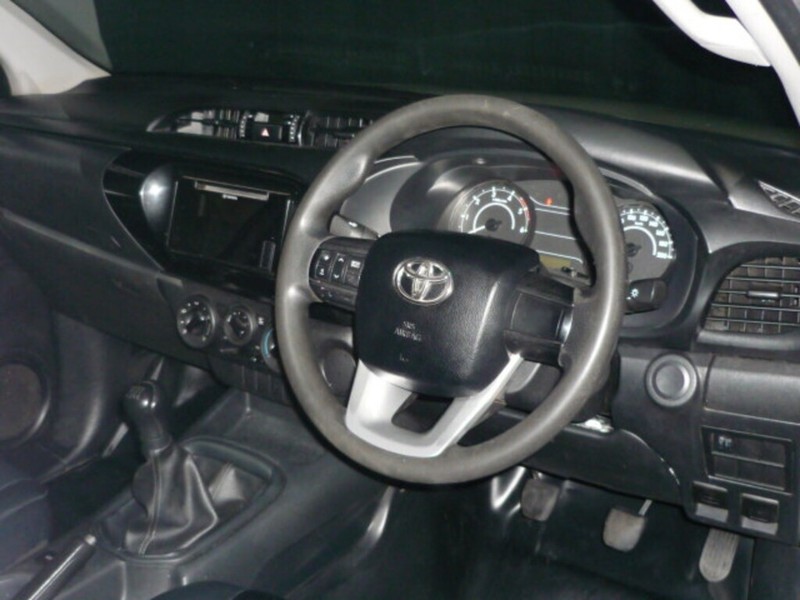 Toyota Hilux - LisaCars - Image 11
