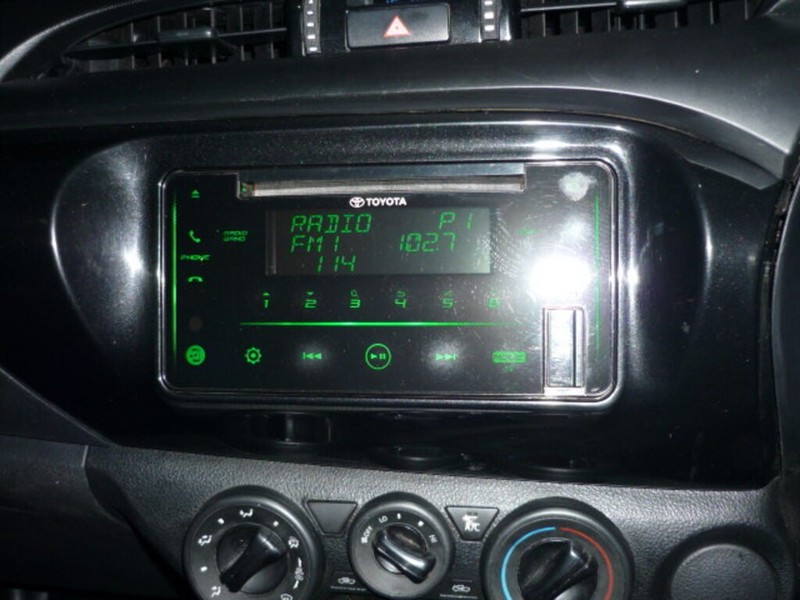 Toyota Hilux - LisaCars - Image 15