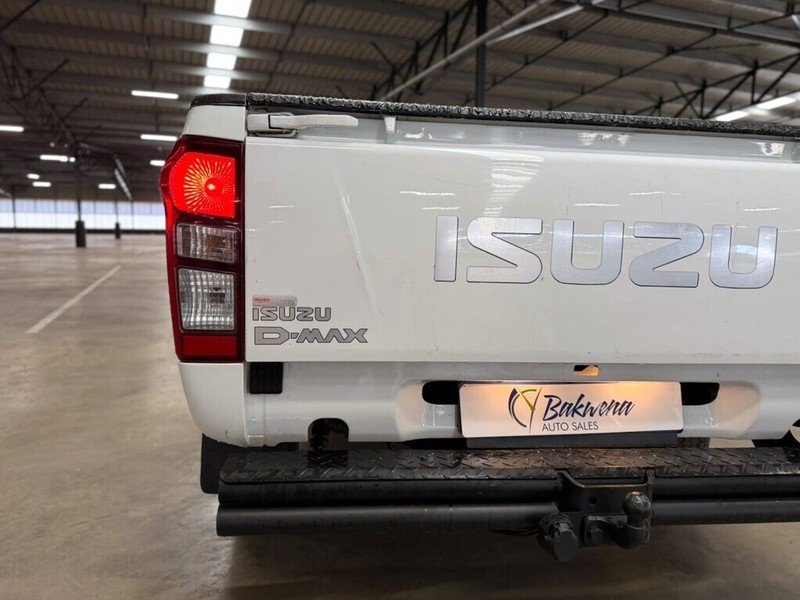 Isuzu D-Max - Bakwena Auto Sales - Image 6