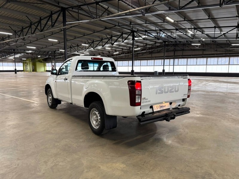 Isuzu D-Max - Bakwena Auto Sales - Image 5