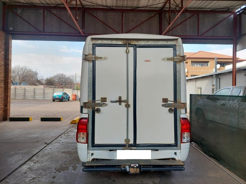 Toyota Hilux - Mit Mak Motors - Image 6