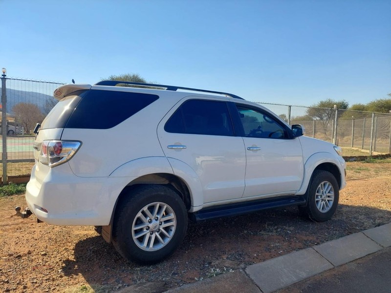 Toyota Fortuner - Mit Mak Motors - Image 5