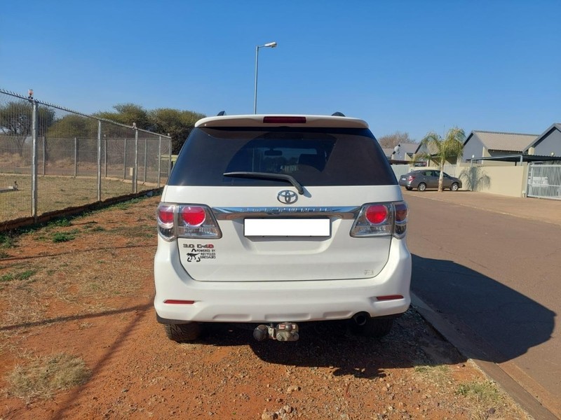 Toyota Fortuner - Mit Mak Motors - Image 6