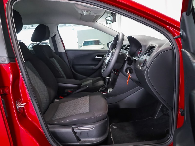 Volkswagen Polo Vivo - Hatfield VW Bryanston - Image 13