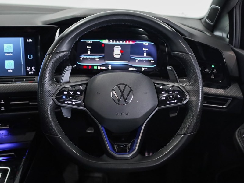 Volkswagen Golf - Hatfield VW Bryanston - Image 24