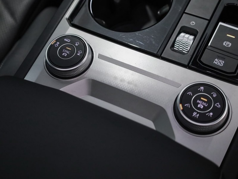 Volkswagen Touareg - Hatfield VW Bryanston - Image 24