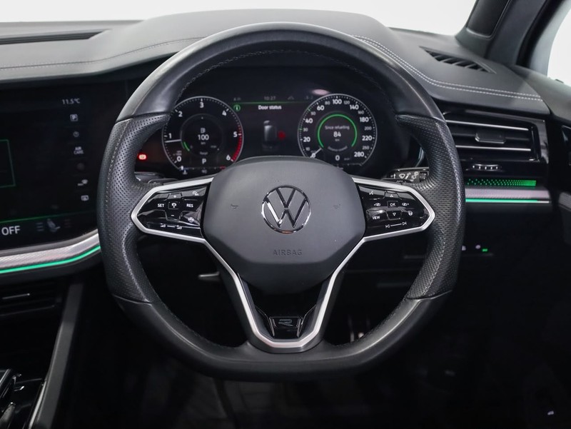 Volkswagen Touareg - Hatfield VW Bryanston - Image 18