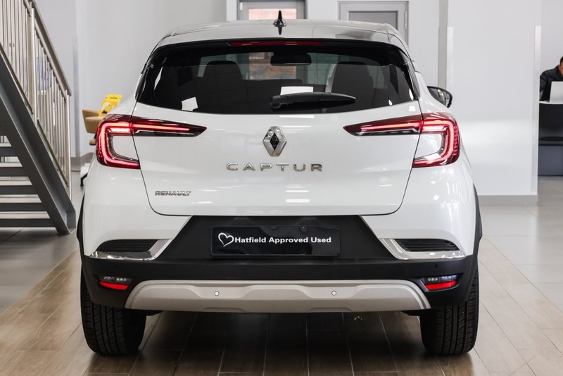 Renault Captur - Geely Hatfield - Image 9