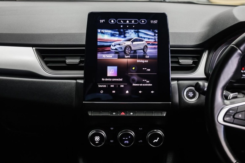 Renault Captur - Geely Hatfield - Image 19