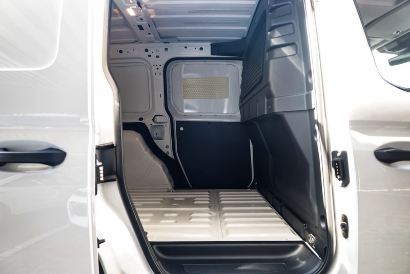 Volkswagen Caddy - Geely Hatfield - Image 16
