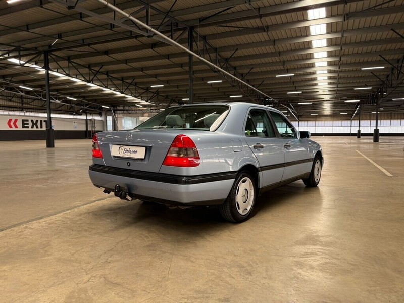 Mercedes-Benz C-class - Bakwena Auto Sales - Image 7