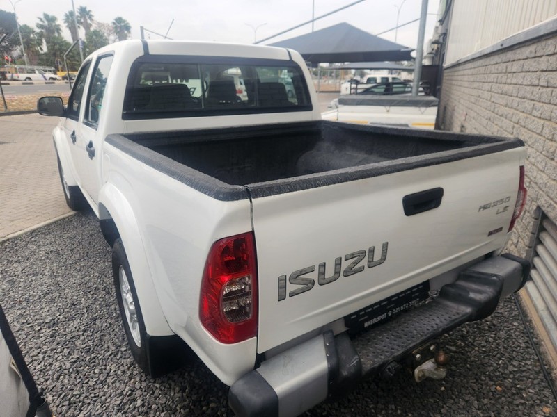Isuzu KB - WHEELSPOT - Image 2