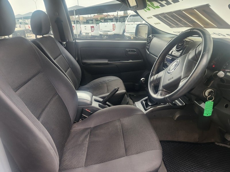 Isuzu KB - WHEELSPOT - Image 5