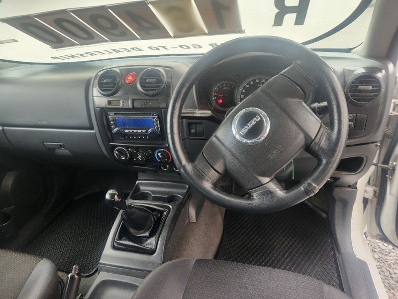 Isuzu KB - WHEELSPOT - Image 4