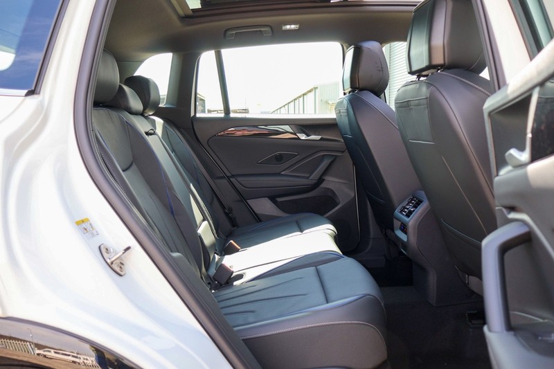 Volkswagen Tiguan - Hatfield VW Pretoria - Image 12