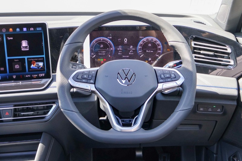 Volkswagen Tiguan - Hatfield VW Pretoria - Image 17