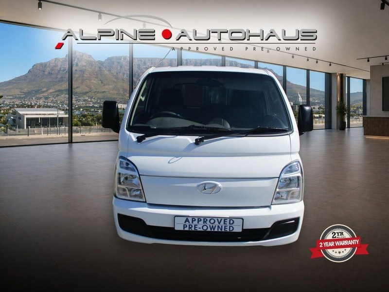 Hyundai H-100 - Alpine Autohaus - Image 6