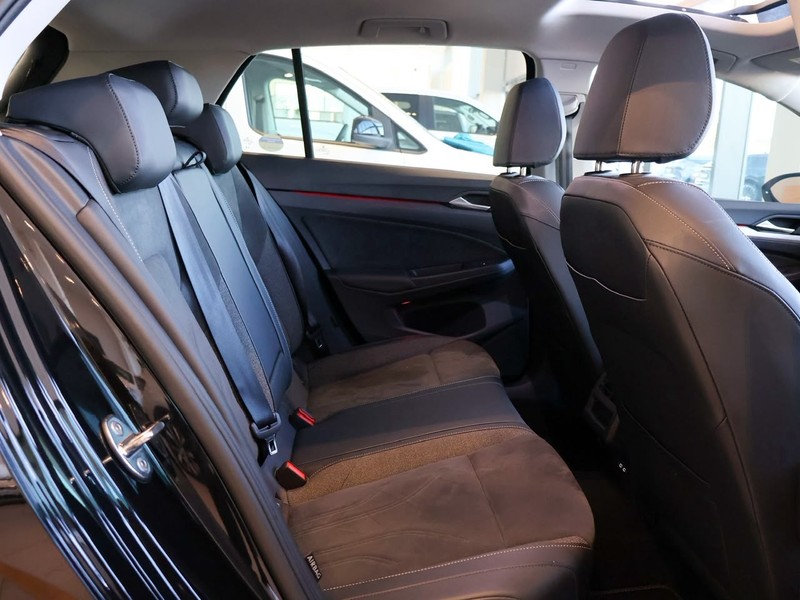 Volkswagen Golf - Hatfield VW Melrose Arch - Image 12