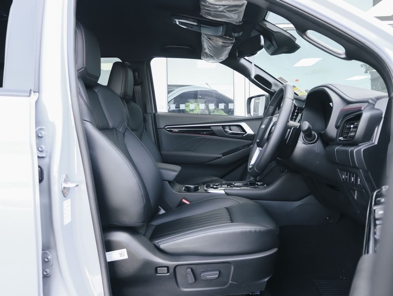Isuzu MU-X - Isuzu Richards Bay - Image 17
