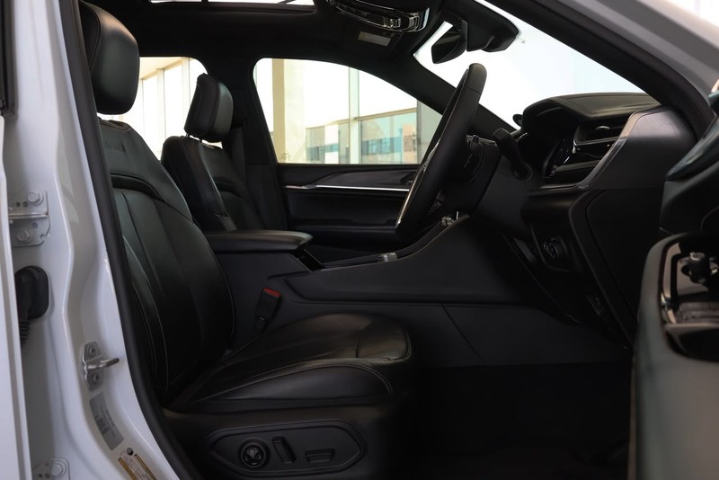 Jeep Grand Cherokee - Audi Centre Hatfield - Image 19