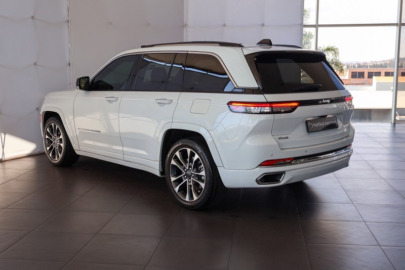 Jeep Grand Cherokee - Audi Centre Hatfield - Image 12