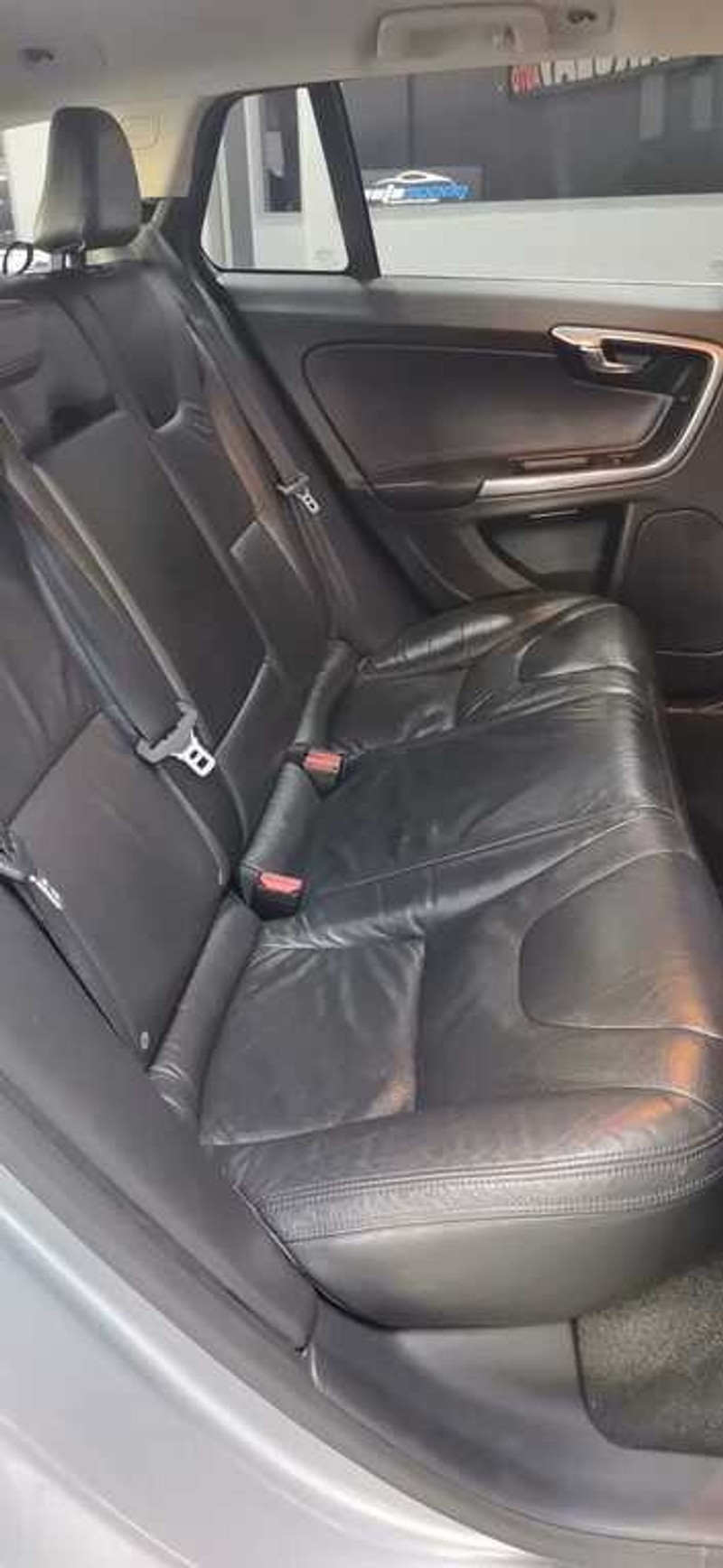 Volvo V60 - Barclay Auto - Image 12