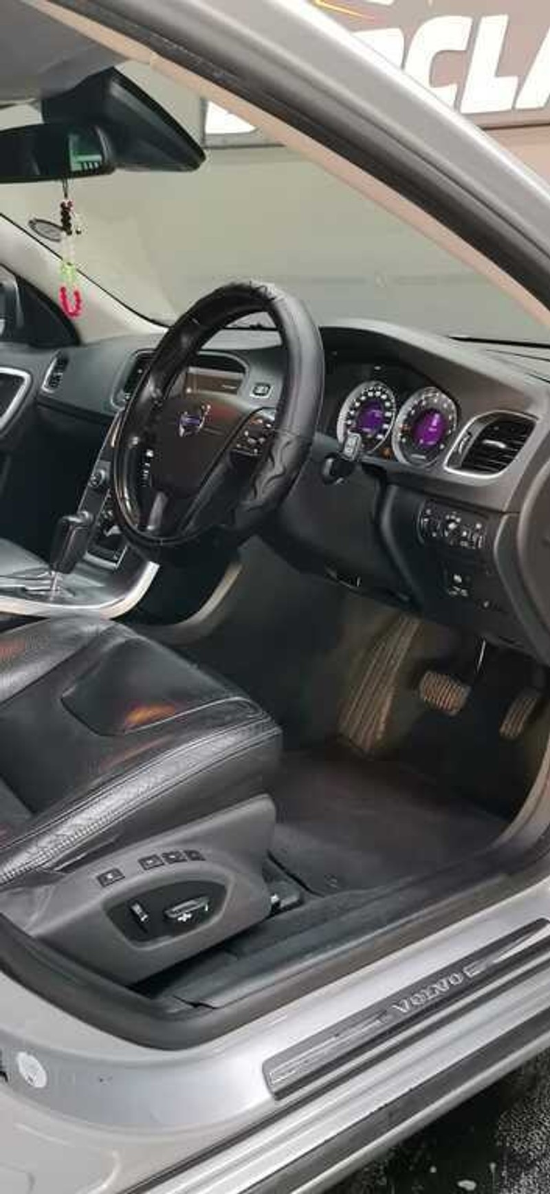 Volvo V60 - Barclay Auto - Image 9