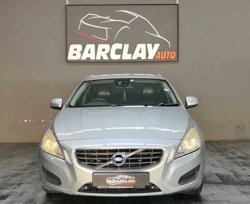 Volvo V60 - Barclay Auto - Image 2