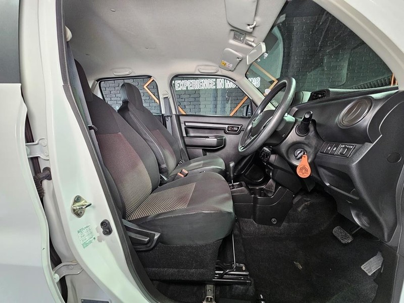 Suzuki S-Presso - Mit Mak Motors - Image 8
