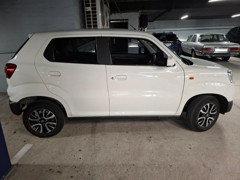 Suzuki S-Presso - Mit Mak Motors - Image 4