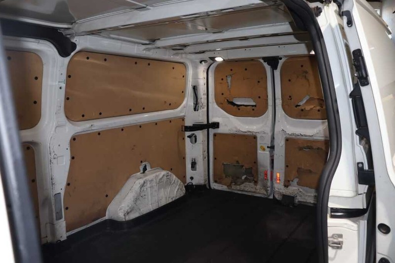 Ford Transit Custom - Bluebird Motors - Image 10