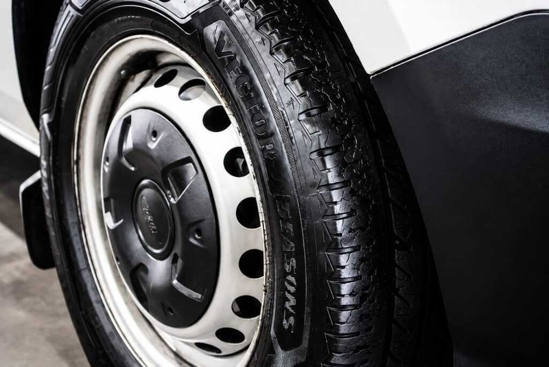 Ford Transit Custom - Bluebird Motors - Image 13