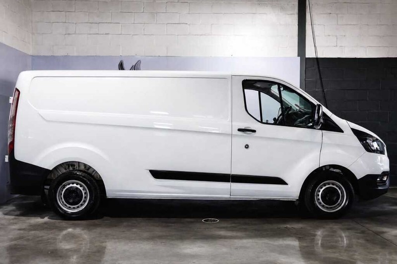 Ford Transit Custom - Bluebird Motors - Image 2